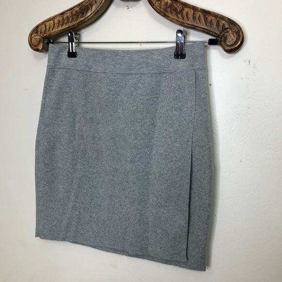 BCBGeneration Skirt Faux Wrap Cotton Knit Mini Light Grey Bodycon Pull On Medium - Picture 3 of 6